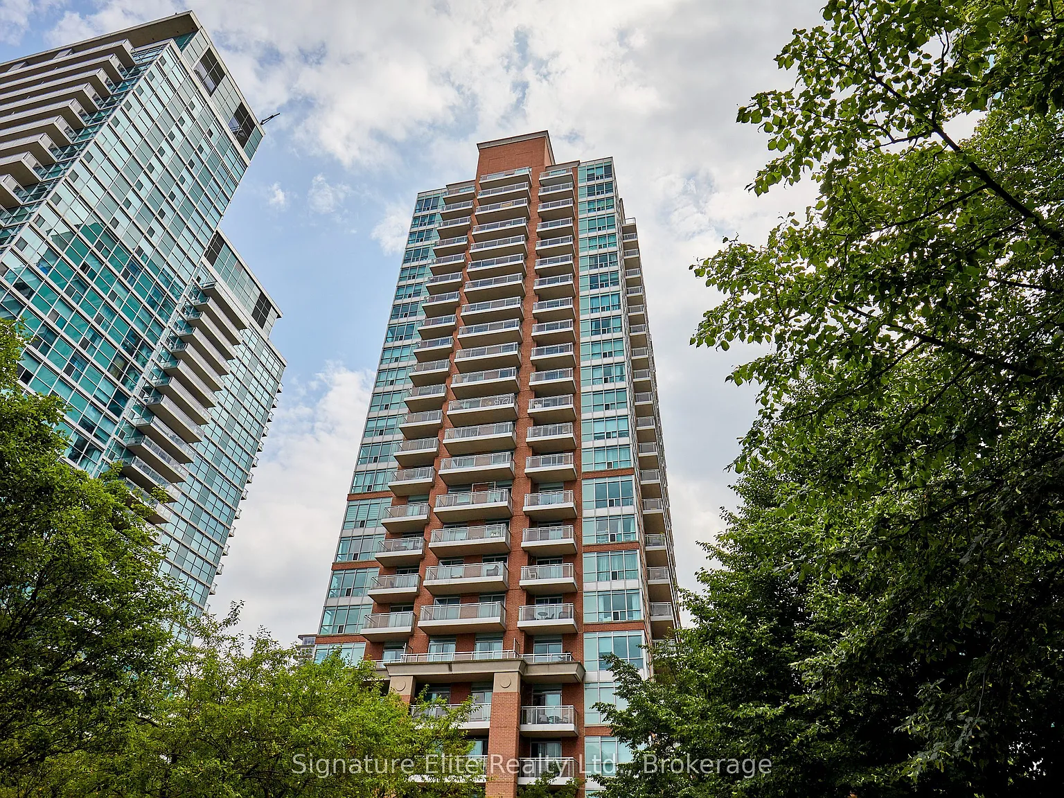 2 bed, $3,200 — Photo 1