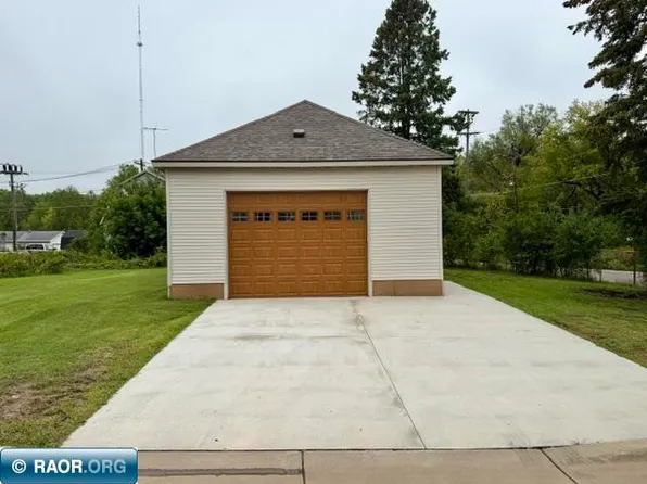 101 State St, Buhl, MN 55713