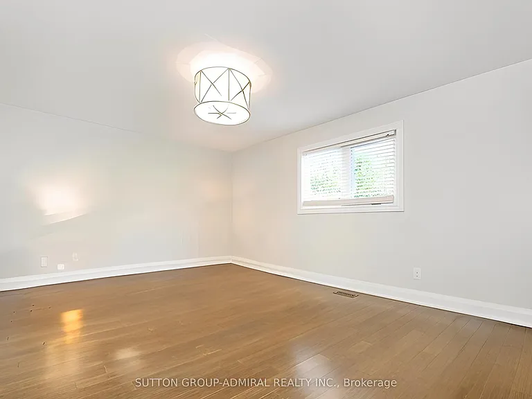 68 Patna Cres — Photo 20