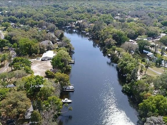 2nd image of 6923 Fernandez Dr