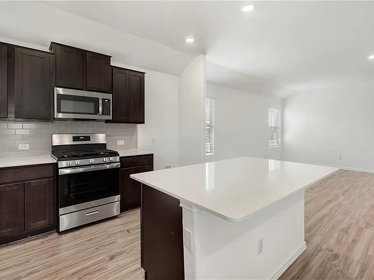 3204 Kenner Dr — Photo 15