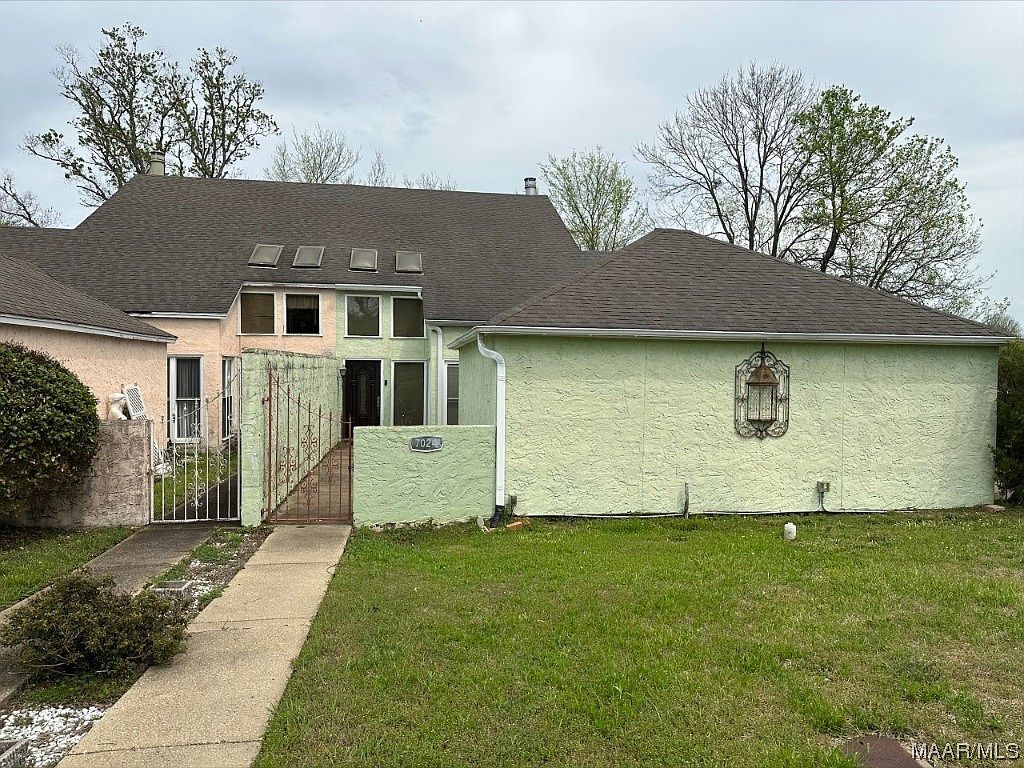 7024 Saint Andrews Ct