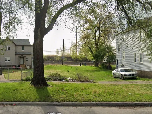 10105 S Commercial Ave, Chicago, IL 60617