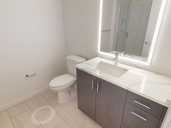 3rd image of 3103 W 17th Ave #702