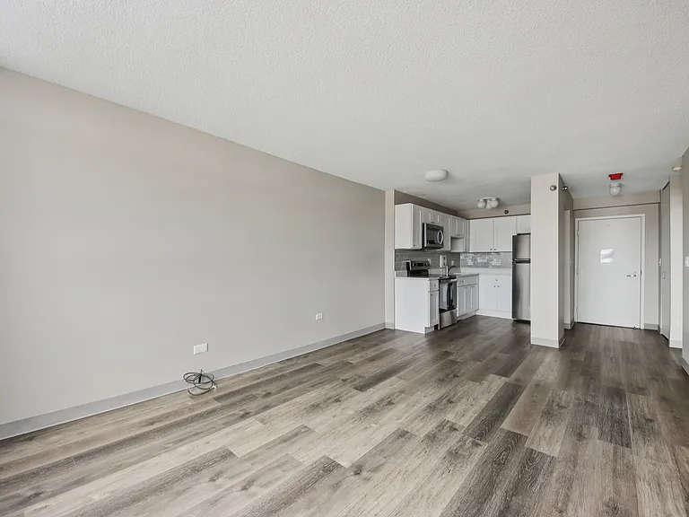 Legacy Crossings Apartment Living — Photo 26
