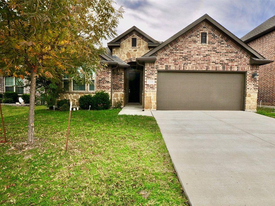 1st image of 1220 Trumpet Dr