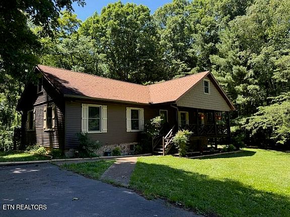 2nd image of 150 F W Tate Ln