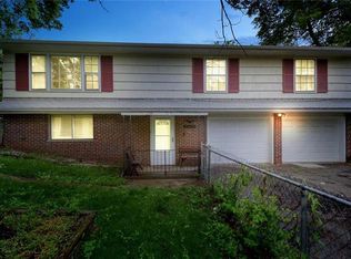 3015 S 42nd St, Kansas City, KS 66106