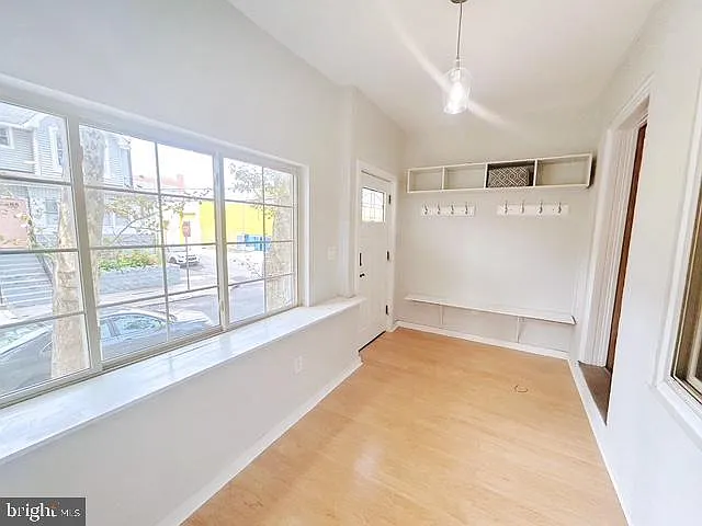 29 S Fallon St — Photo 4