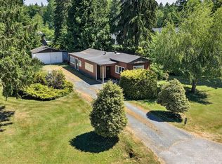 695 Barclay Cres N, Nanaimo, BC V9P 1X9