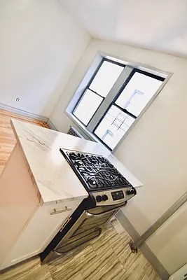 Rented by Finders NYC | media 3