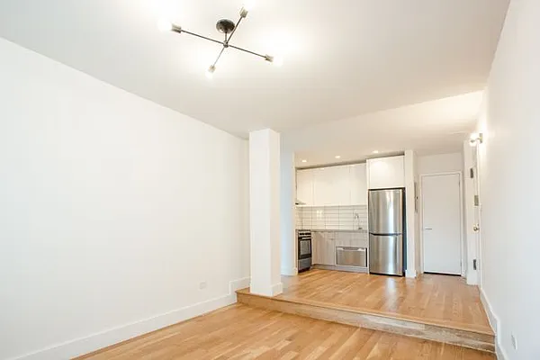 Rented by New Holland Residences | media 22