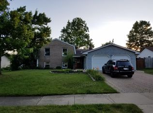 194 Ivy Ln, Bloomingdale, IL 60108