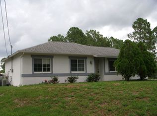 2585 27th Ave NE, Naples, FL 34120