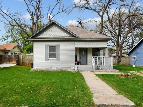 408 W Wardville St, Cleburne, TX 76033