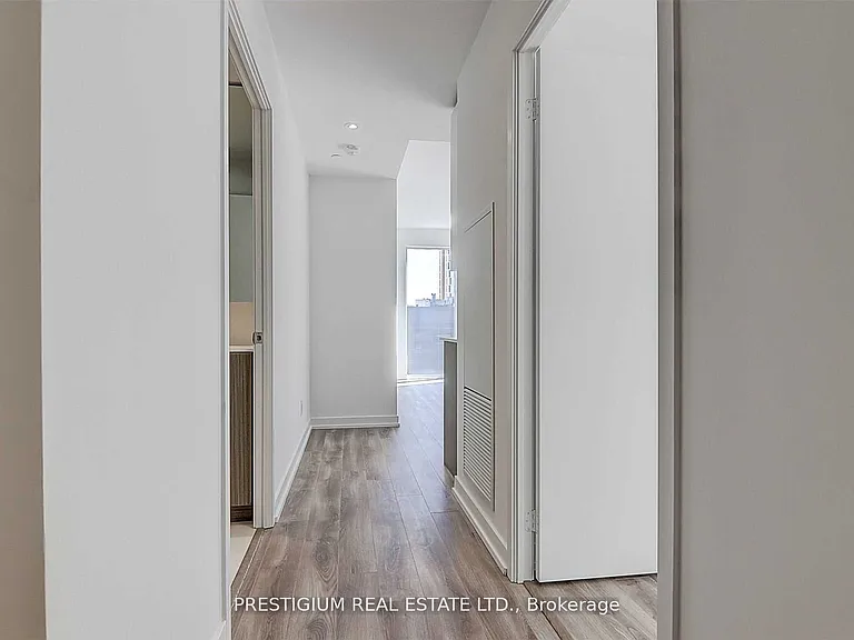 20 Edward St #804 — Photo 3