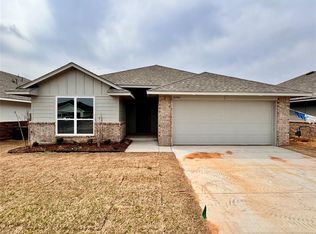 20740 Keystone Ln, Harrah, OK 73045