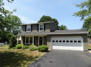 15 Gilead Hill Rd, North Chili, NY 14514