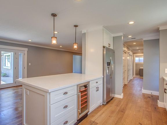 4th image of 1356 Garrans Dr