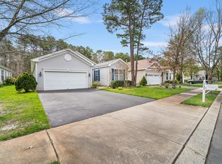 137 Saint Georges Dr, Galloway, NJ 08205