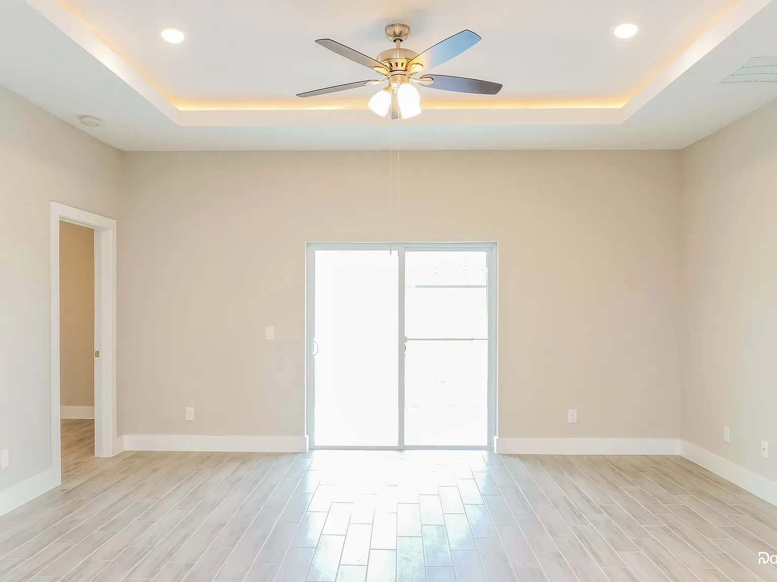 4 bed, 2.0 bath, 1670 sqft, $1,775 — Photo 4