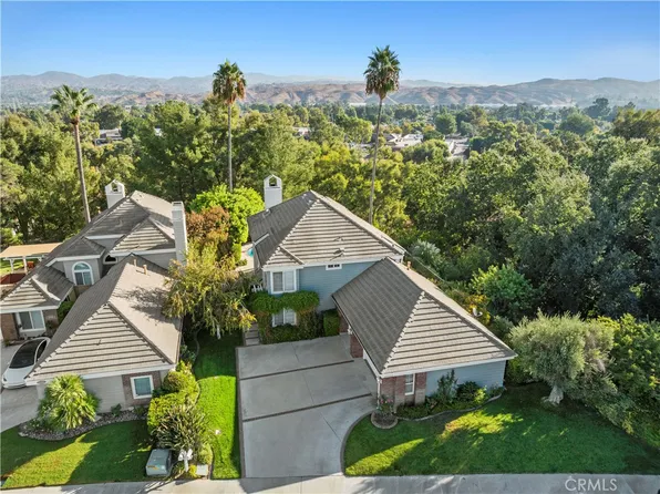 25902 Bellis Dr, Santa Clarita, CA 91355