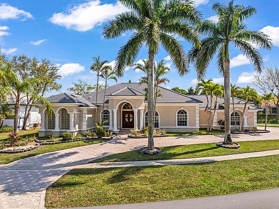 2nd image of 2296 Greenview Cove Drive