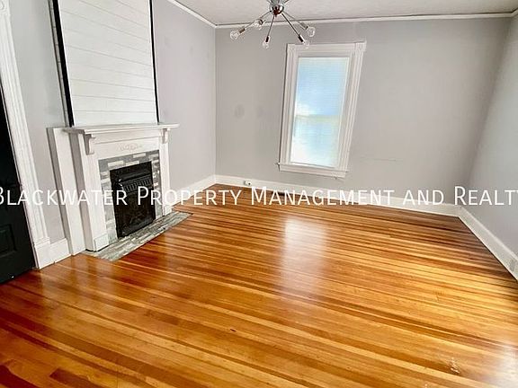 5th image of 216 Saint Augustine St