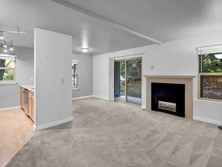 9805 Avondale Rd NE #W159 — Photo 12