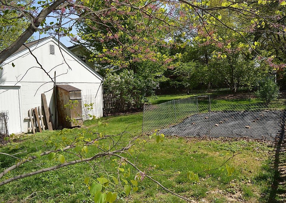 2nd image of 947 Cleveland Ave