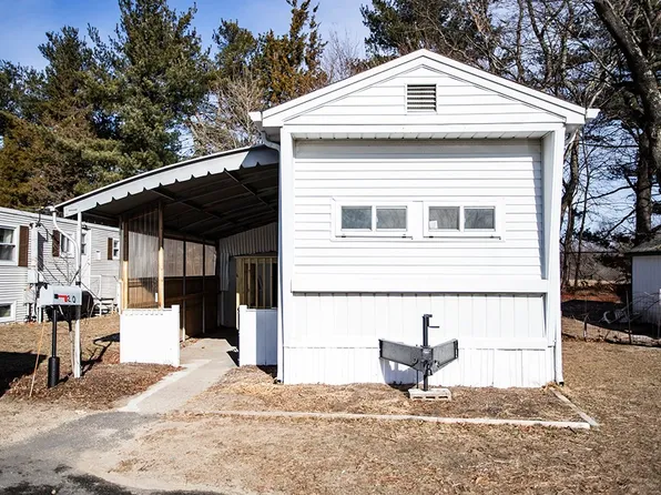 460 Collins St #20, Attleboro, MA 02703