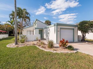 142 Woodside Dr, Melbourne, FL 32940