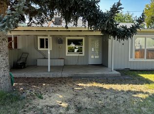 314 S 1st St, Talent, OR 97540