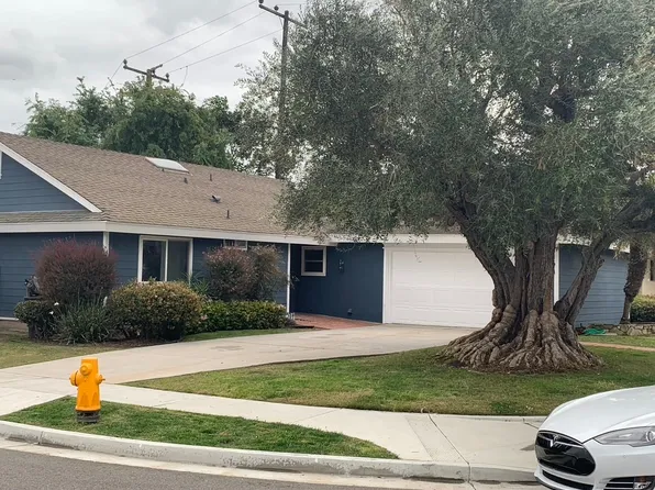 16252 Angler Ln, Huntington Beach, CA 92647