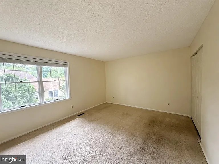 5 Hunters Ct — Photo 14