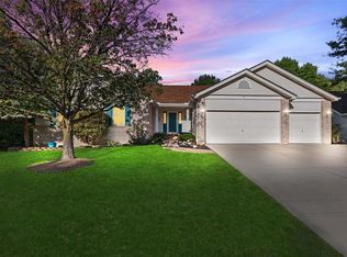 21 Ravens Pointe, Lake Saint Louis, MO 63367