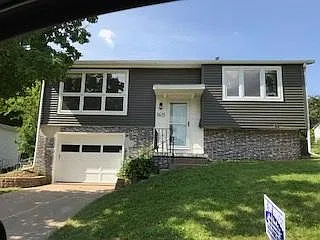 3 bed, 1300 sqft, $1,795 — Photo 1