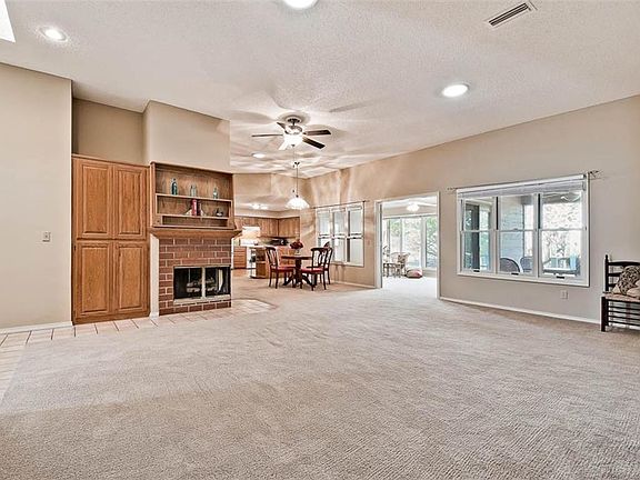5th image of 7 Scotsdale Pl