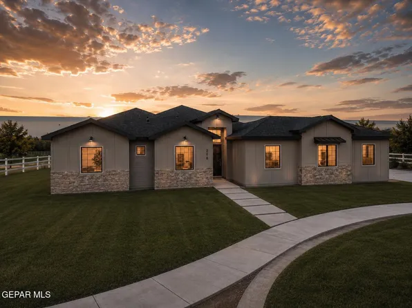 208 Rancho Viejo Dr, El Paso, TX 79927