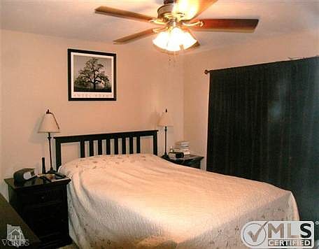 4th image of 145 W Spanish Moss Pl