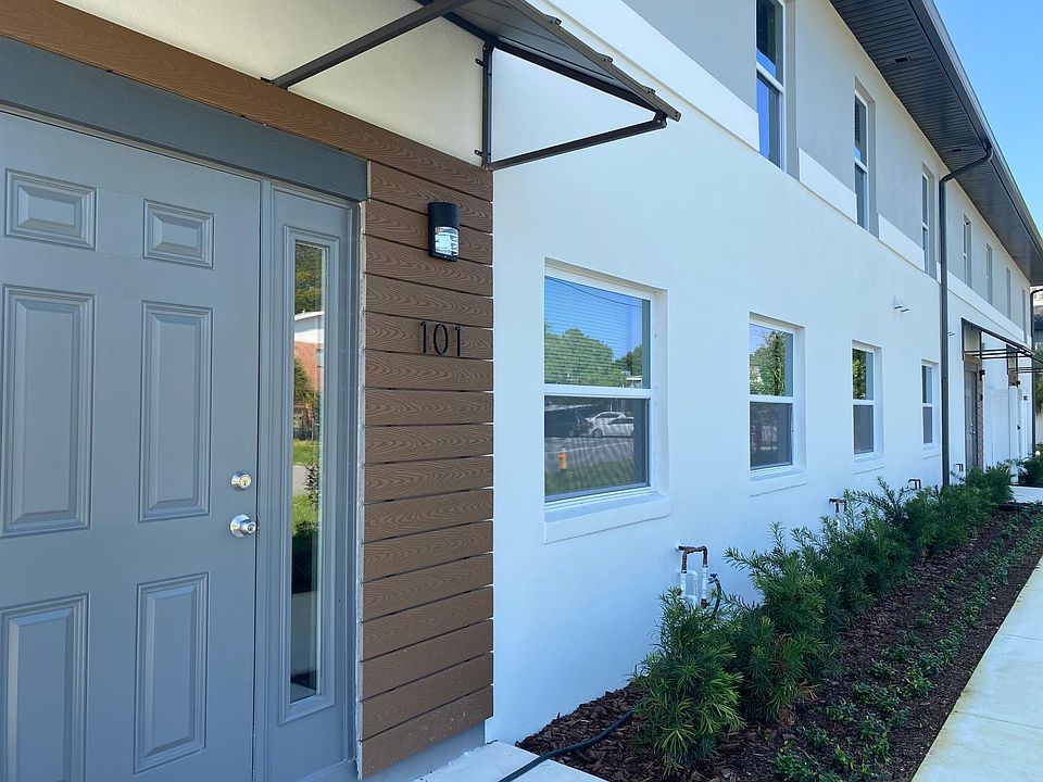1st image of 1305 Franklin St #202