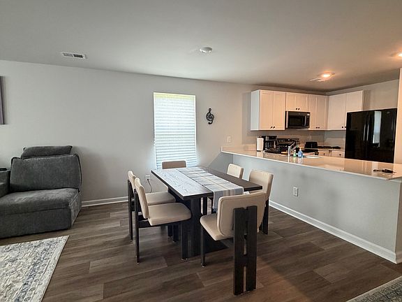 5th image of 1213 King Oaks Loop