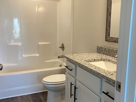4th image of 108 Beaver Park Dr