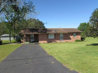 302 Columbia Purvis Rd, Columbia, MS 39429