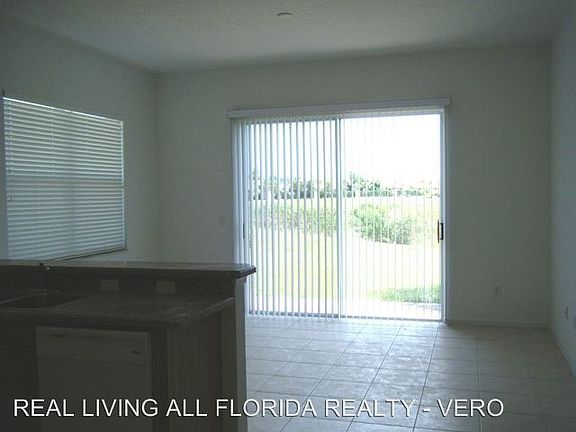 4th image of 2540 Bella Vista Cir Unit 101