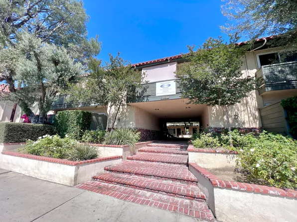 (undisclosed Address), Van Nuys, CA 91405