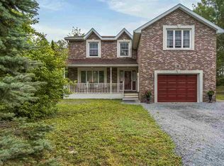 98 Lewis Dr, Bedford, NS B4B1C5