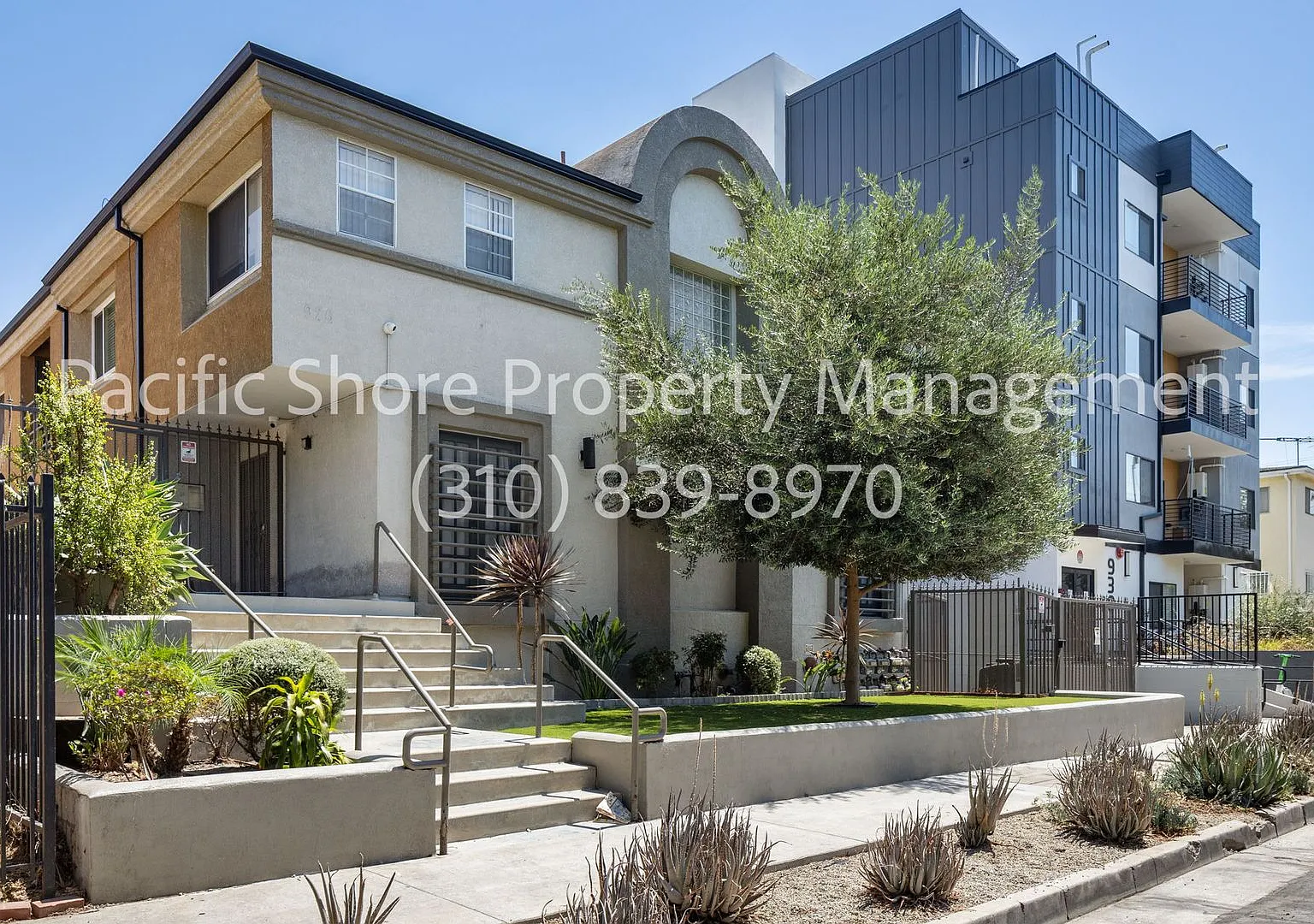 926 S. Gramercy Apartments — Photo 1