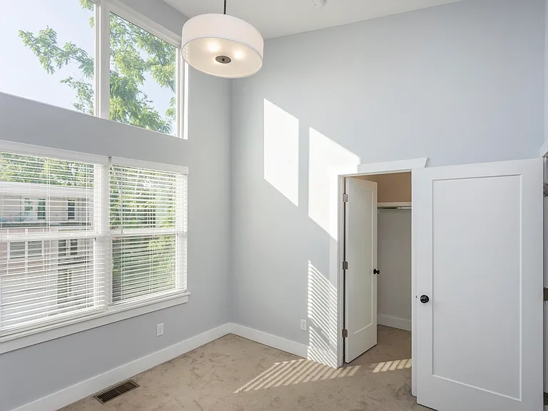 708 Tral St — Photo 20
