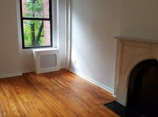 242 E 60th St APT 4R, New York, NY 10022